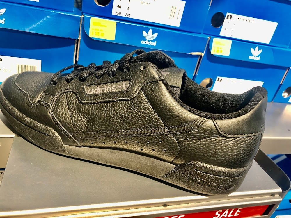 adidas Outlet DFO South Wharf — recent sportswear store photo in South Wharf VIC 3006, VIC (Google Business Profile)