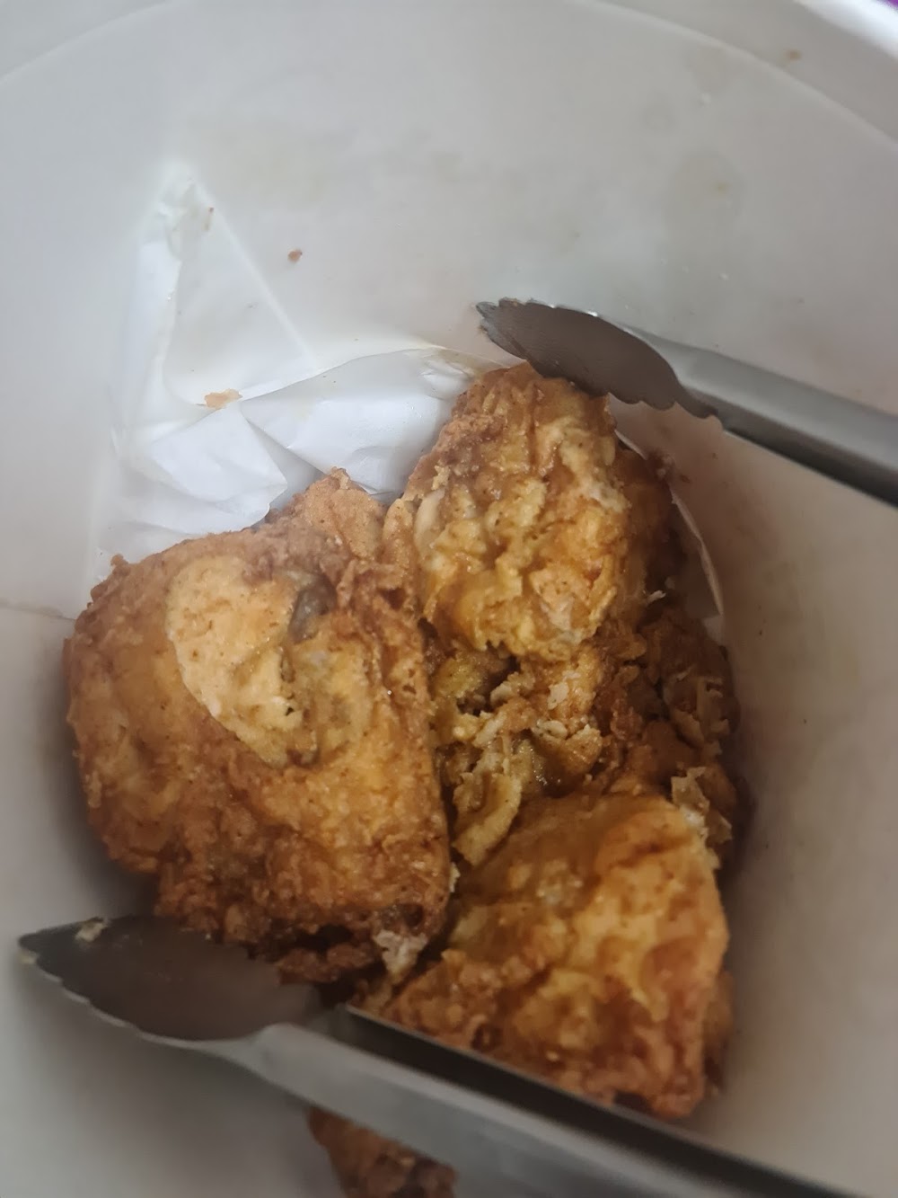 KFC Fairfield NSW — recent fried chicken takeaway photo in Fairfield NSW 2165, NSW (Google Business Profile)