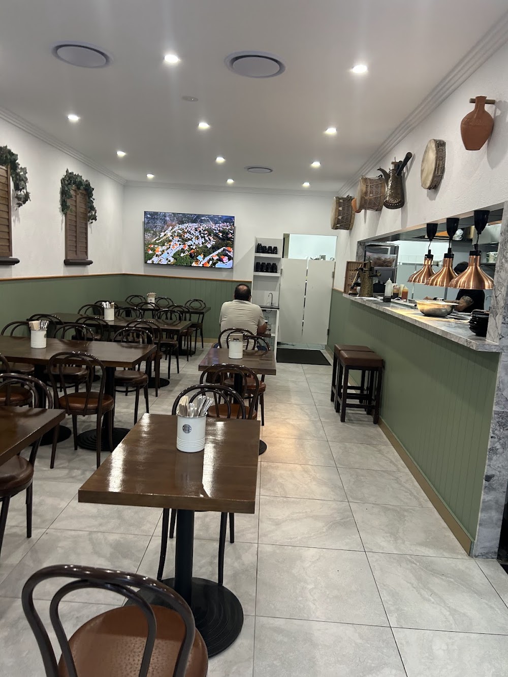 Samaras Express Unanderra Lebanese Restaurant — recent lebanese restaurant photo in Unanderra NSW 2526, NSW (Google Business Profile)