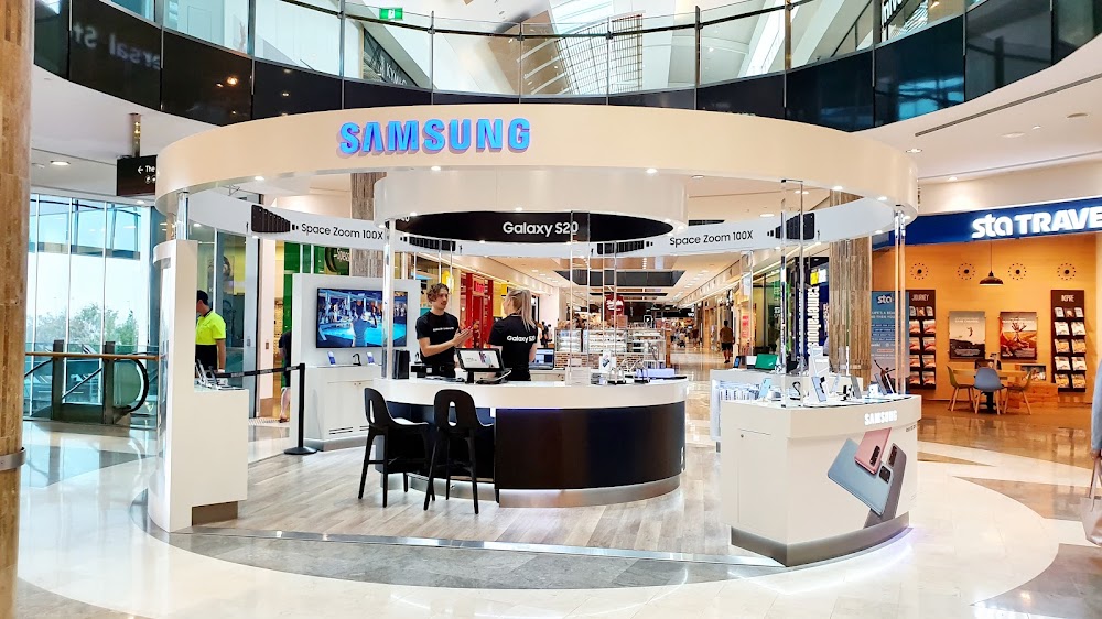 Samsung Experience Store Robina — recent cell phone store photo in Robina QLD 4226, QLD (Google Business Profile)