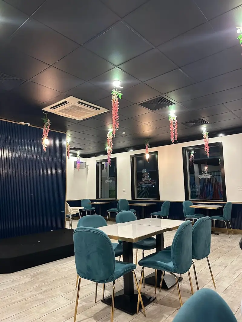 Smokin Joe's Pizza & Grill - Lake Macquarie — recent pizza restaurant photo in Mount Hutton NSW 2290, NSW (Google Business Profile)