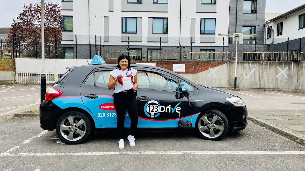 123 Drive — recent driving schools photo in London SE17 3DH (Google Business Profile)