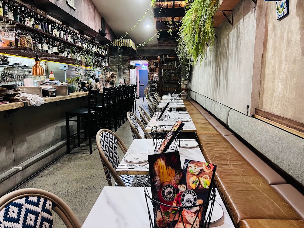 Farinas Roseville — recent italian restaurant photo in Roseville Chase NSW 2069, NSW (Google Business Profile)