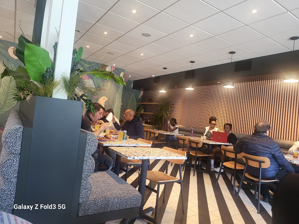 Parakeet Cafe - Beverly Hills — recent breakfast restaurant photo in Beverly Hills, CA (Google Business Profile)